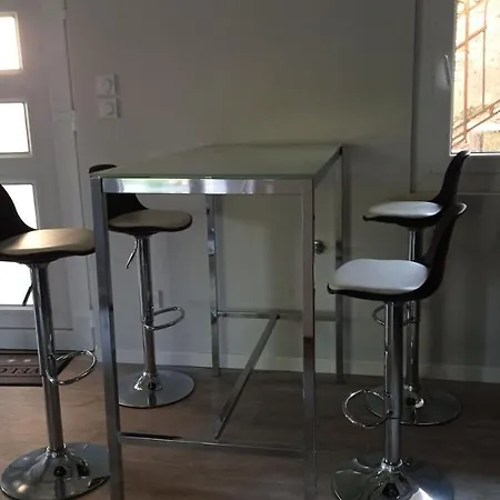 Maison Des Champs Elysees Le Puy-en-velay * Chadrac